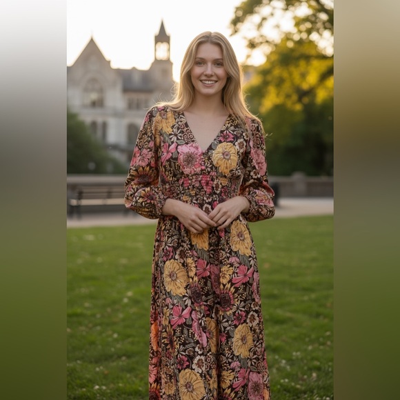BTB Los Angeles, Floral Print Smocked Waist Maxi Dress, Size S | 0402 - Picture 1 of 6